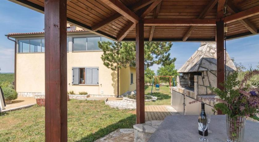 Villa Una Apartments *